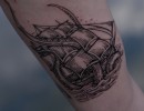 tatuaz statku i krakena